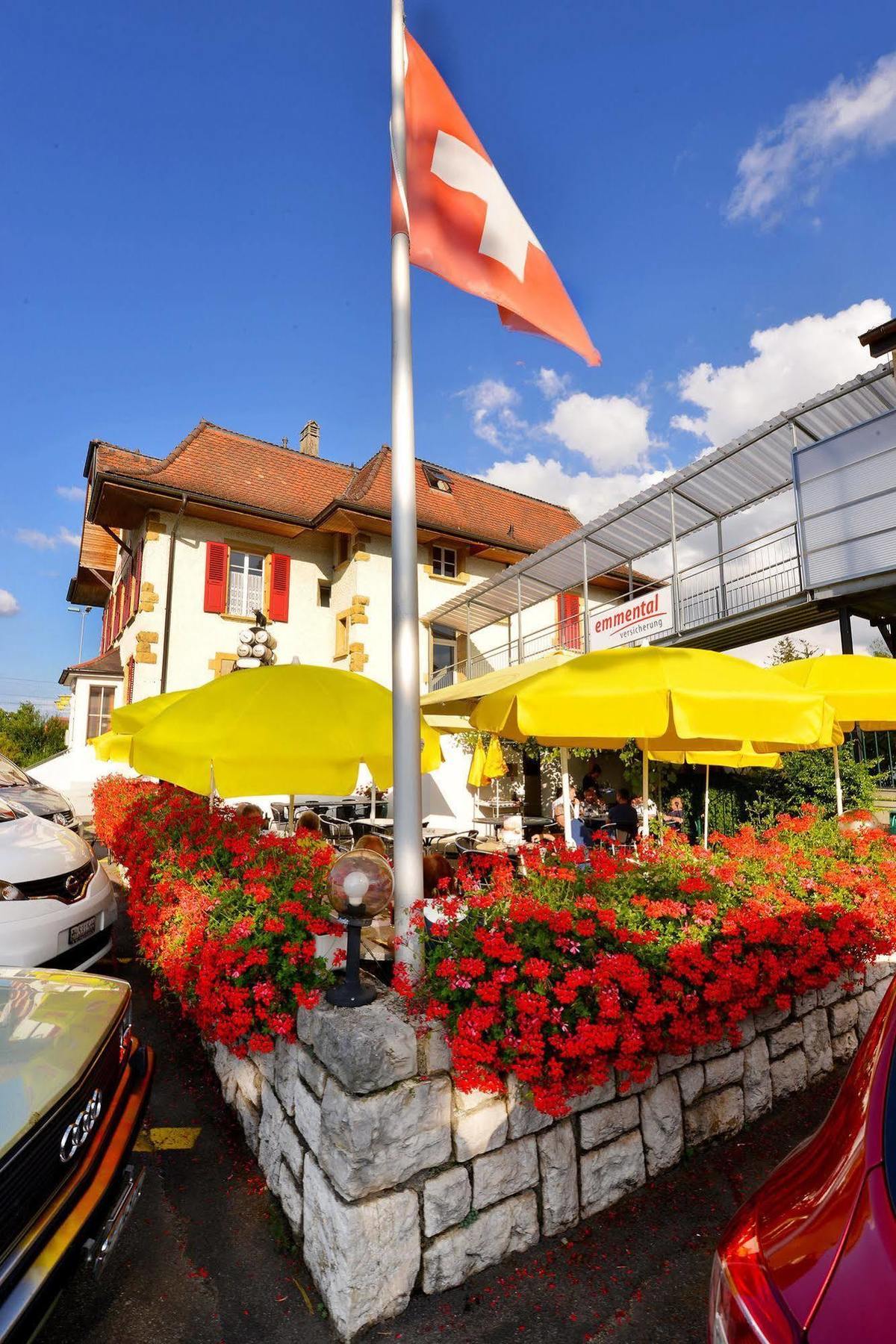Hotel De La Gare Sugiez エクステリア 写真
